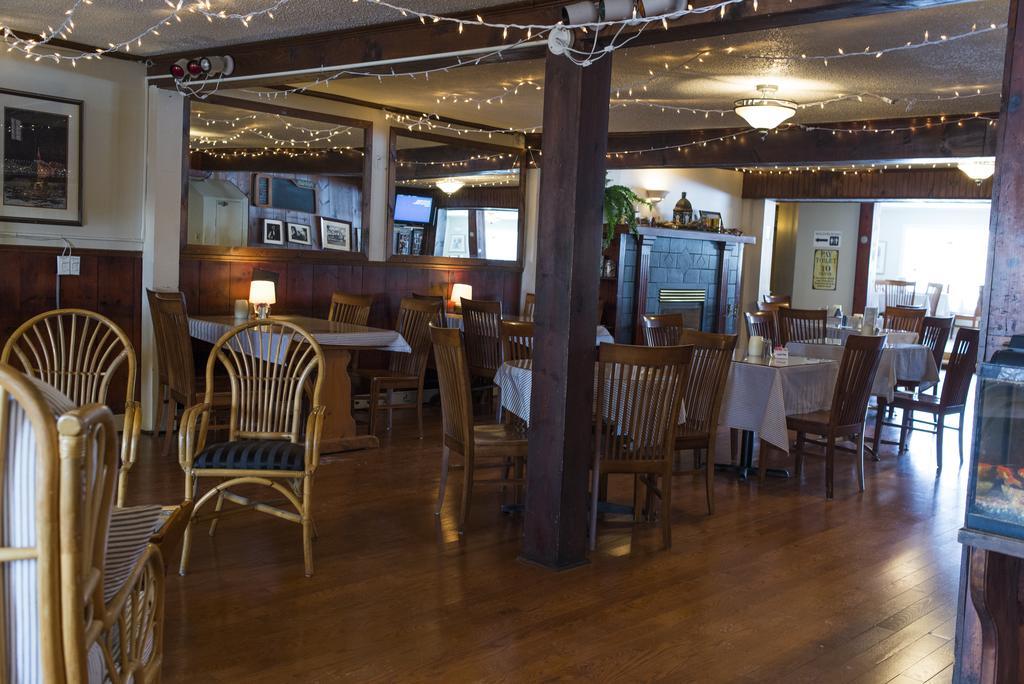 The Cove Inn Westport Exterior foto